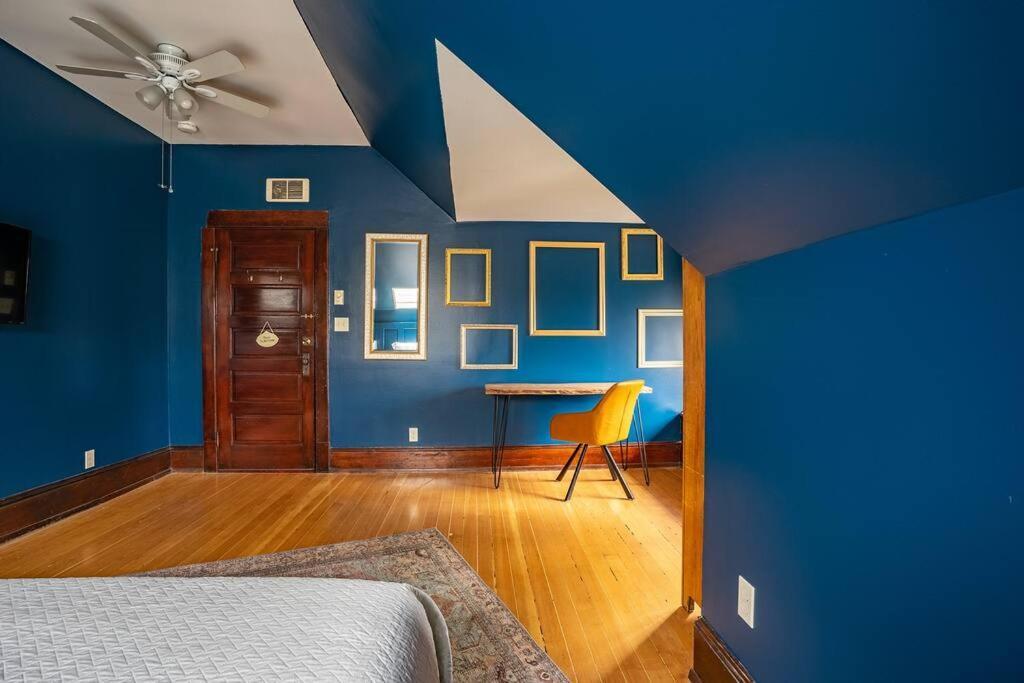 Charming In Capitol Hill - Foxglove Rm 6 Holiday home *